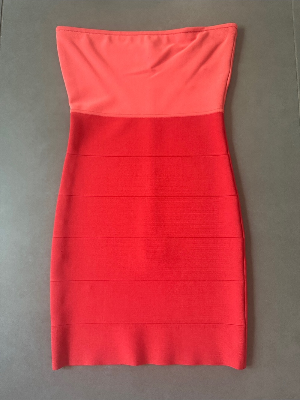 BCBG MAXAZRIA Strapless Two-Tone Coral Bodycon Dress size Small - Picture 3 of 5